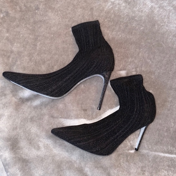 RENÉ CAOVILLA metallic ribbed-knit sock boots - Picture 8 of 9